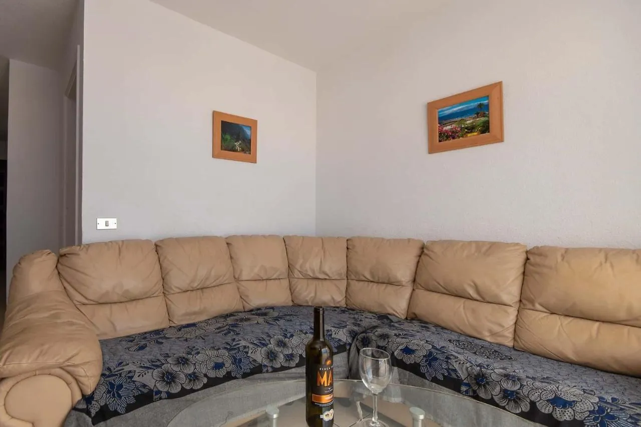 Las Americas - Las Floritas Apartment Playa de las Americas  0*, Playa de las Americas (Tenerife) Spain